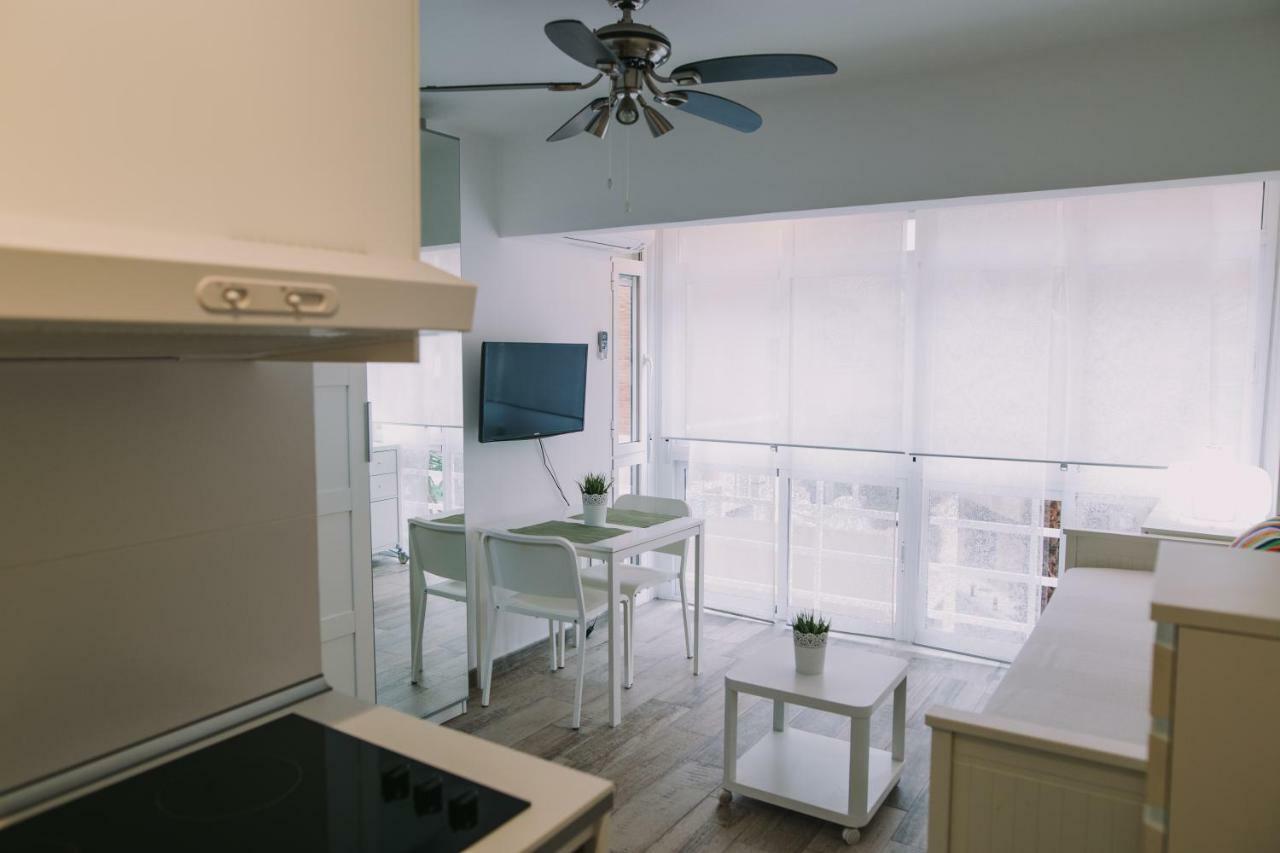 Apartamento Malagueta Playa มาลากา ภายนอก รูปภาพ