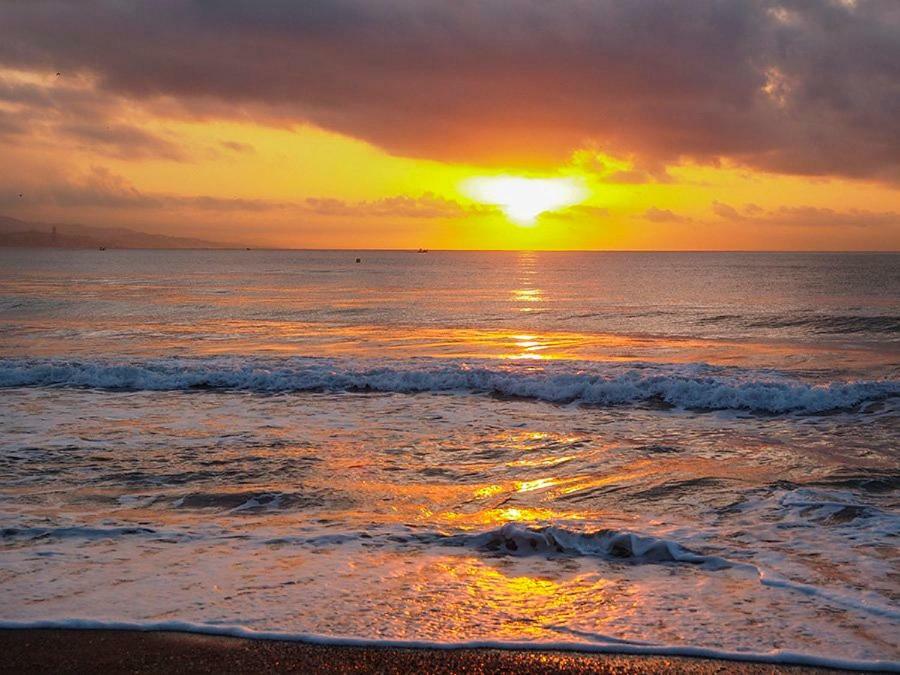 Apartamento Malagueta Playa มาลากา ภายนอก รูปภาพ